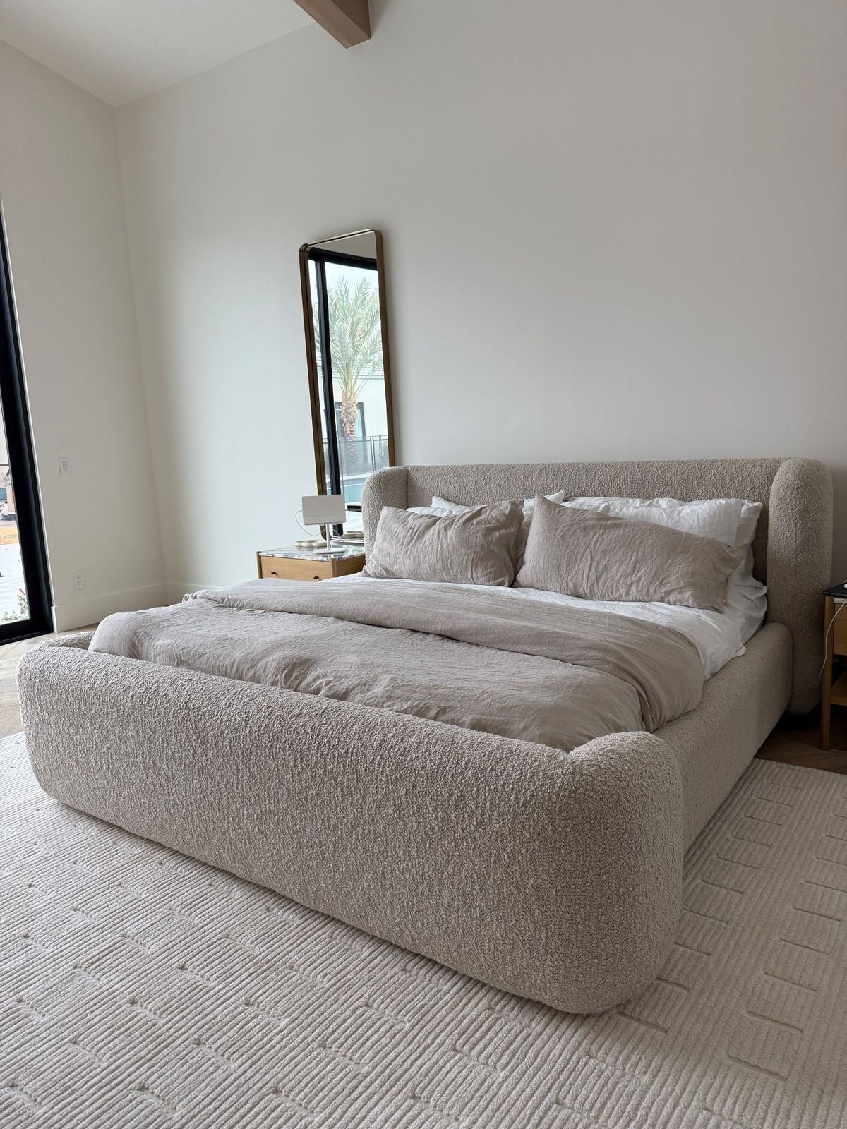 Cama Laury